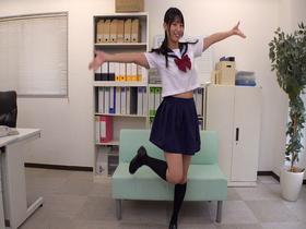 オナサポ!! 女子○生 着衣で全裸で挑発的ダンス 15 サンプル動画サムネイル